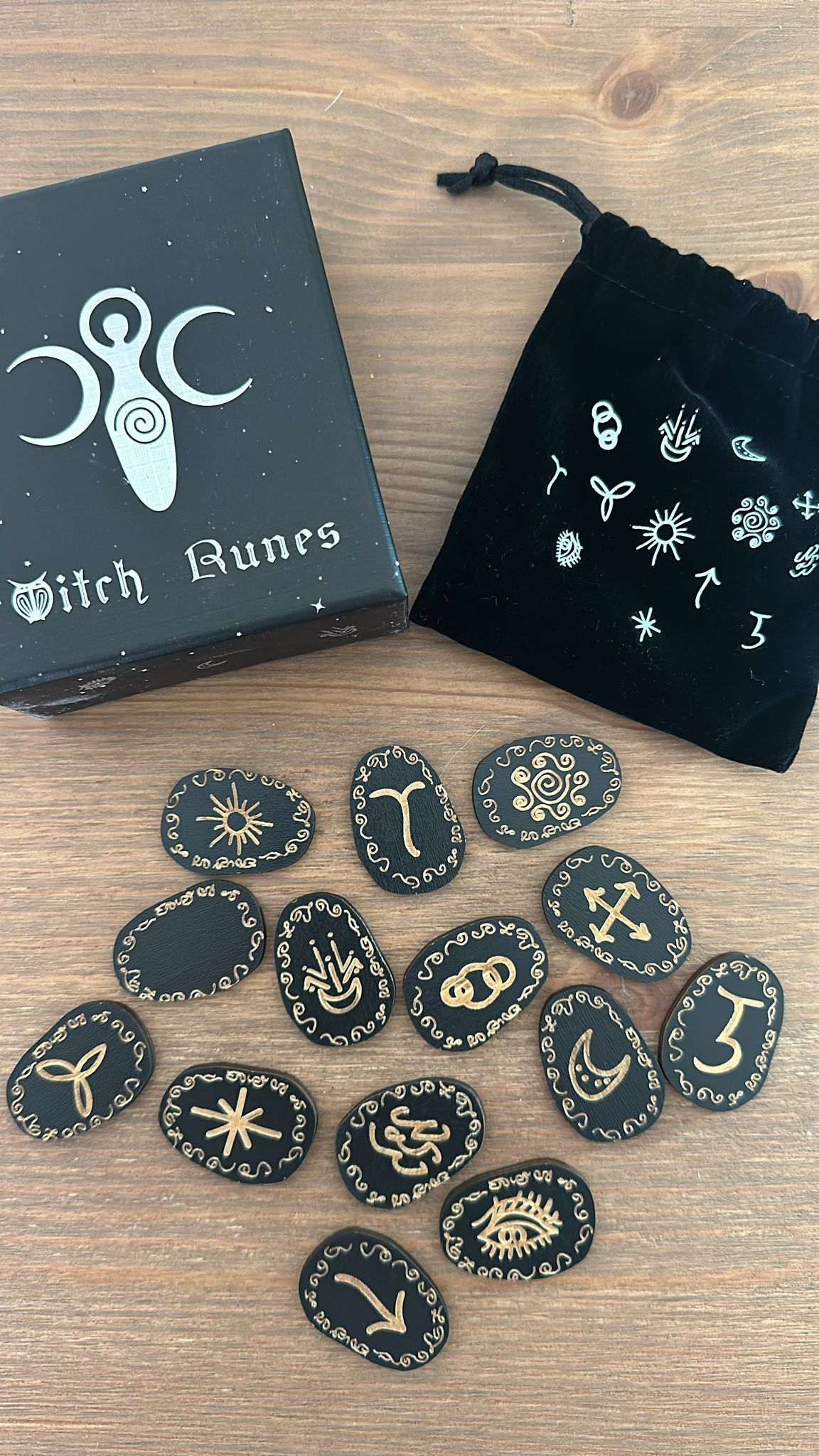14 RUNAS VIKINGAS con símbolos Futhark. Ideal para lecturas espirituales