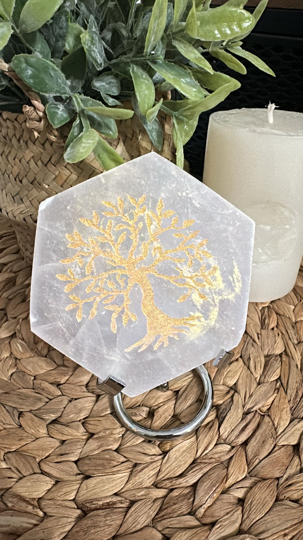 Base de Selenita con Árbol de la Vida Dorado